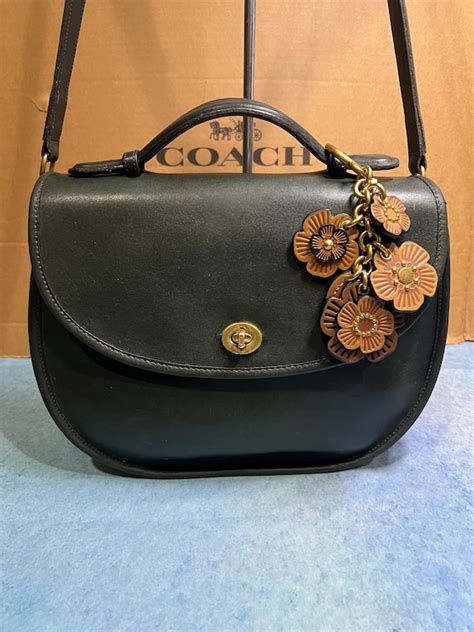 Vintage Coach Plaza Bag .